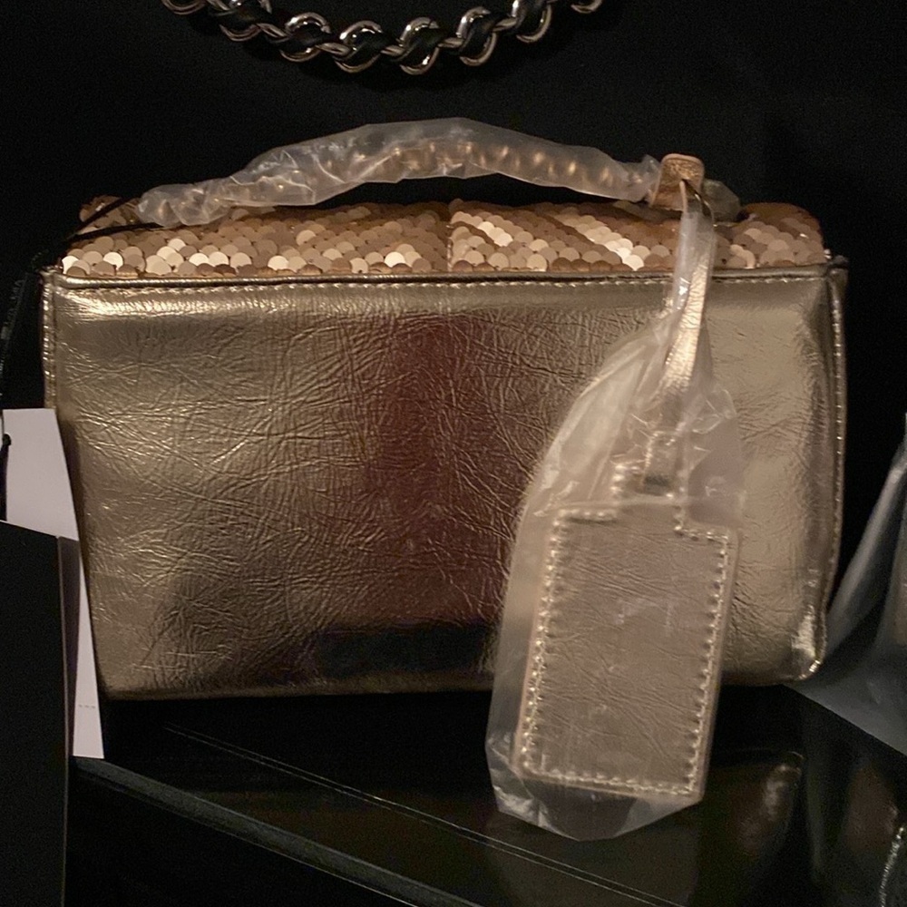 Nicole Miller Gold Sequin Mini or Crossbody Bag - Picture 2 of 8